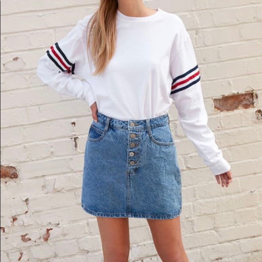 Brandy Melville Jean Skirt - Picture 6 of 7